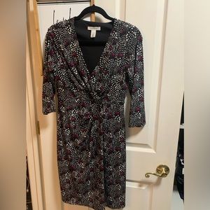 White House Black Market 3/4 sleeve faux wrap dress size 6 EUC